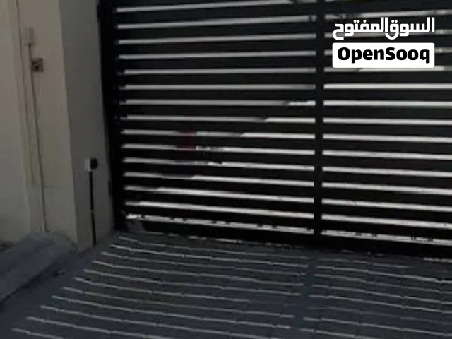 مكاين للأبواب