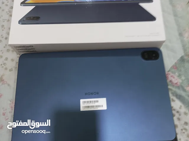 honor pad 8 12-inch 256 GB ram 8 With box and cable.