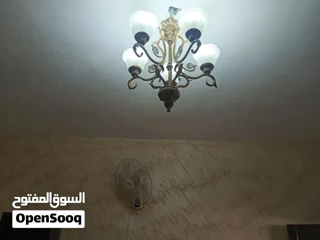 ثريا انتيكات