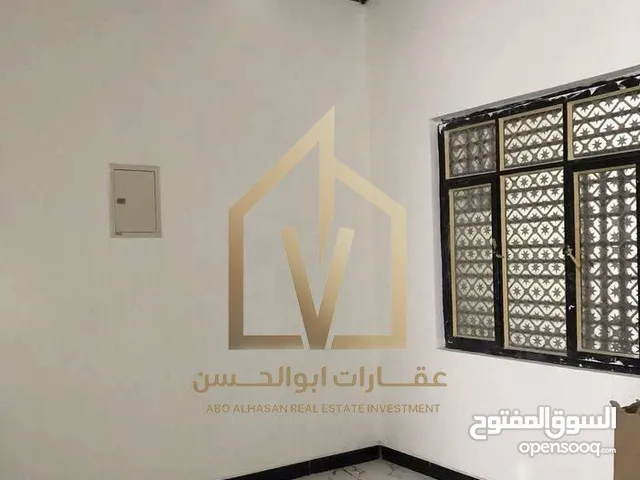 100 m2 2 Bedrooms Apartments for Rent in Basra Briha