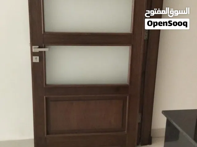 باب عدد 2 للبيع