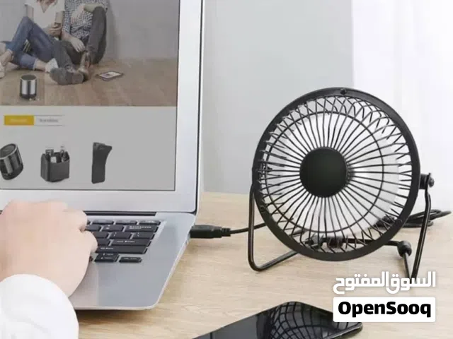 مروحه مع القاعده المروحة. حديد بلكامل المحمولة هل تبحث عن تبريد قوي وهادئ في أي مكان؟ إليك