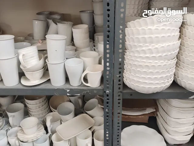 حاوية مواعين بورسلين مطبخ للبيع بالجملة – الكمية كبيرة جداً وفرصة ممتازة للتجار الجادين