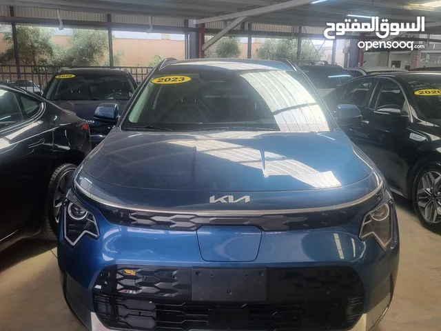 شركة إياد الصعيدي وشريكه – معرض البيوع   KIA NIRO EV   فحص كامل 100% كارفاكس كلين  Auto hold  4جيد
