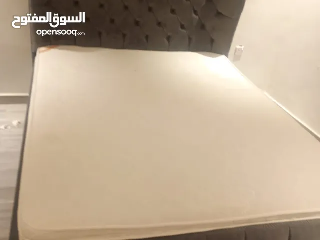 سرير مستعمل