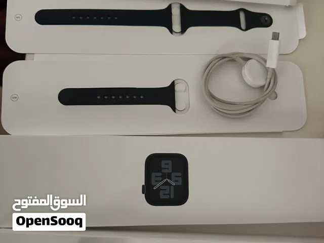 Apple Watch SE 2 (2022) بحالة ممتازة  Battery Health 98%  مع الكرتونة والشاحن