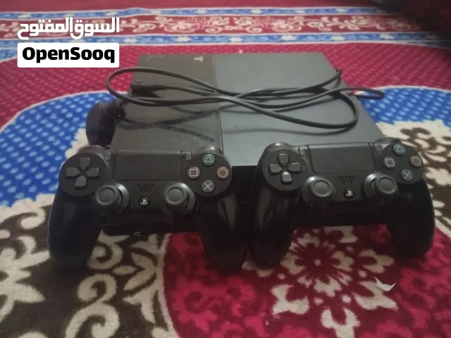 PS4 For Sale Good Condition 2 controller