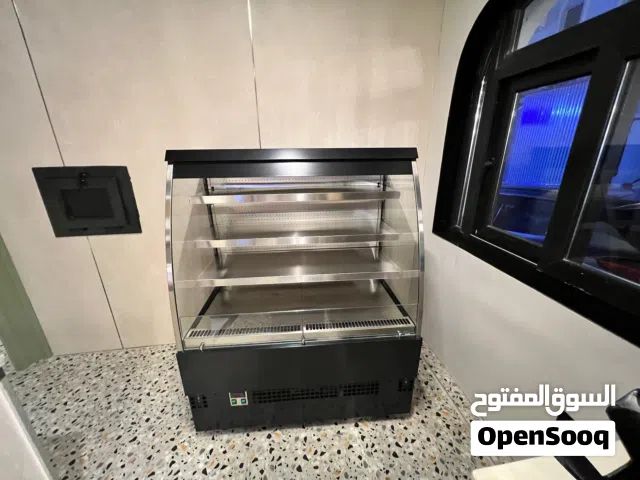 ثلاجة عرض مبردة (Refrigerated Display Chiller)