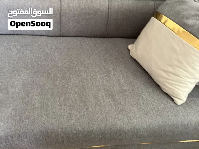 طقم كورنر جديد تفصيل بحاله ممتازه للبيع