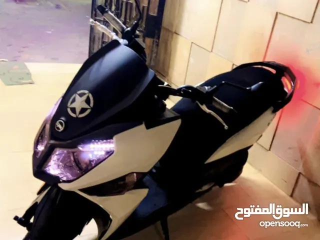 Sym Jet 14 Model :2018 رخصة منتهية حالة الفيبر :90 في المية ماتور ما اتحلش ماشية 35000