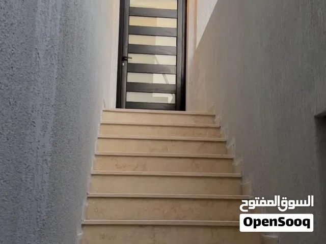 300 m2 More than 6 bedrooms Townhouse for Rent in Al Jahra Matla'