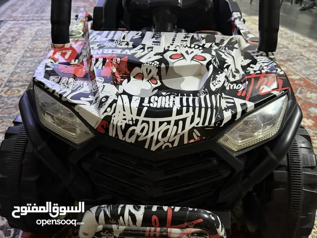 سيارة طفل دبل ماطور جديدة استخدام شهرين