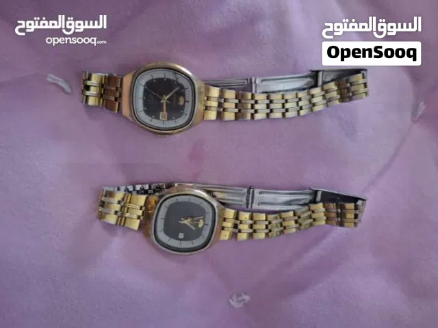 ساعات اورينت قديمة ستاتي