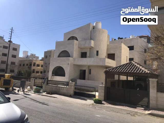 420 m2 5 Bedrooms Villa for Sale in Amman Wadi El Seer