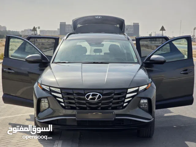 Hyundai Tucson 2022 full option v4 perfect condition very clean car