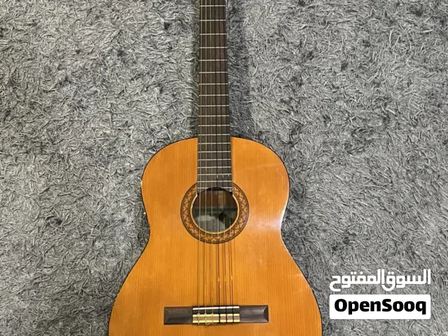 Yamaha c40 for sale in perfect condition