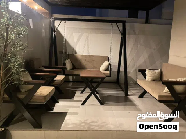 اثاث خارجي استعمال شهر بسعر 170ريال لتواصل واتساب فقط