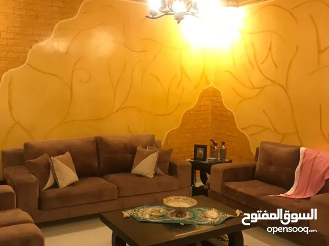 145 m2 3 Bedrooms Apartments for Rent in Al Karak Al-Marj