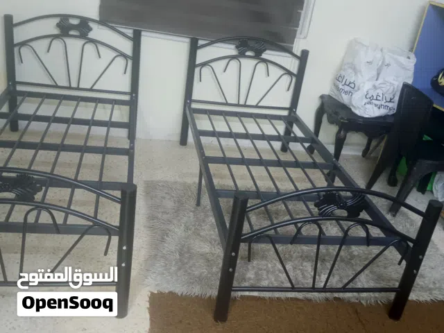 تخت مفرد حديد