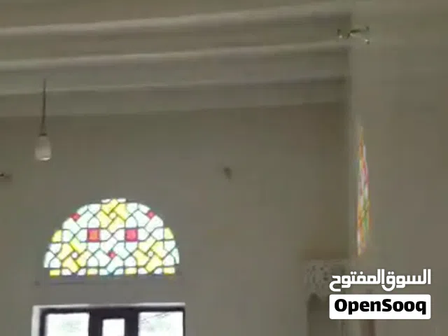 شقه نضيفه ادور الثاني اليجار بـ60 الف باقي الموصفات في الوصف