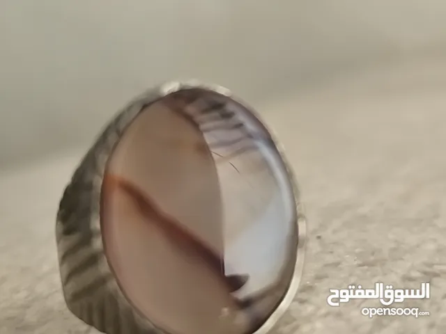 خاتم فضه قديم بي 50 ريال سعودي