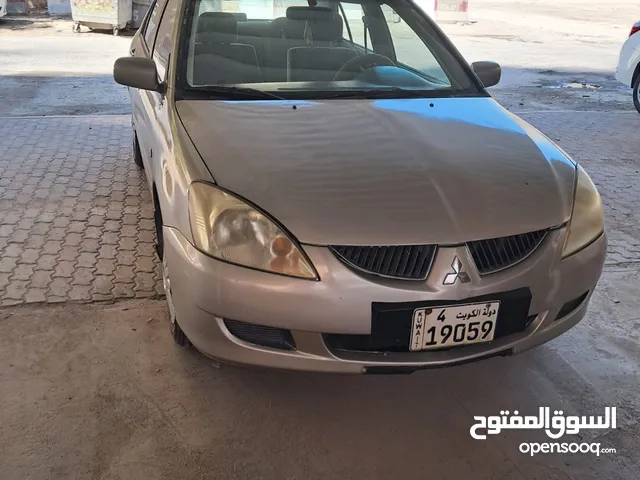 لانسر 2004بحاله ممتازه