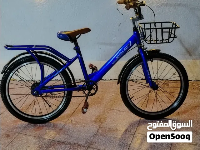 عررررررض مخفض  للأطفال سيكل أطفال مقاس 20 شبه جديد ب13 ريال شامل توصيل إلى مسقط وجنوب الباطنه