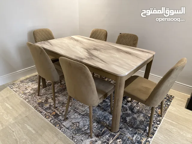 Dinning table