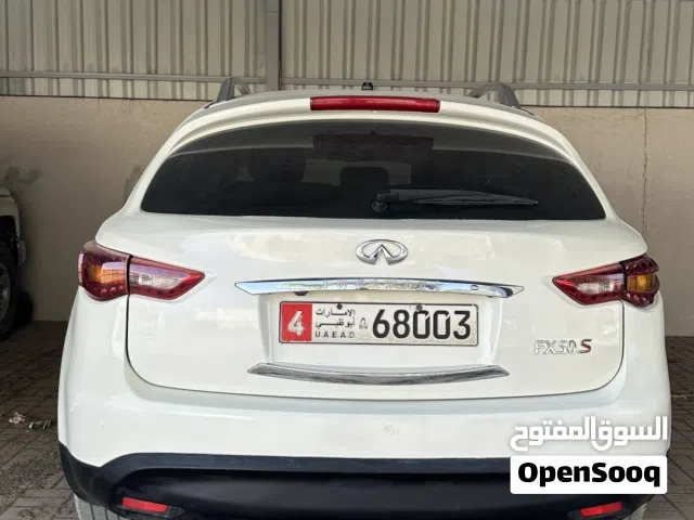 2009 إنفينيتي FX50 Sport