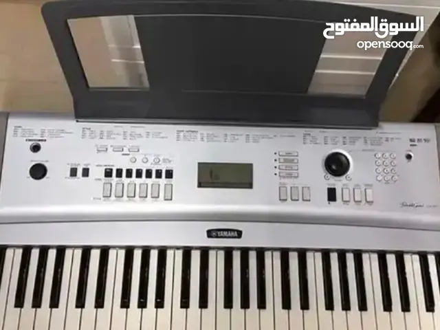 PIANO YAMAHA PORTABLE PIANO DGX-230