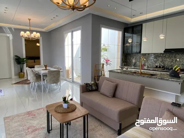 استراحه الله يبارك في الباعيش بجوار حوازه الورد شارع قطران لباب لاستراحه قمة في الرفاهية