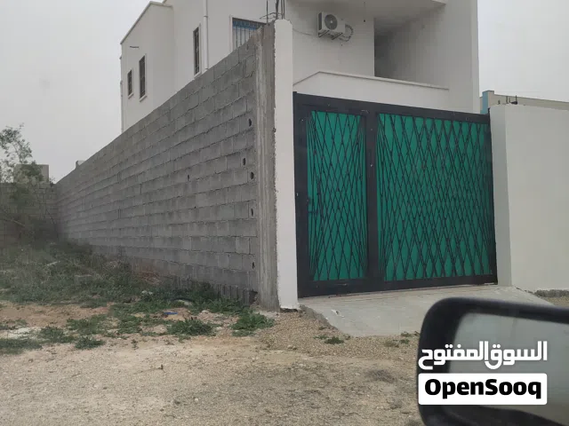 السلام عليكم ورحمة الله وبركاته . نقبل شيك مصدق