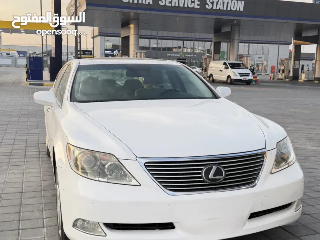 LEXUS LS 460L BAHRAIN AGENCY 181000 km