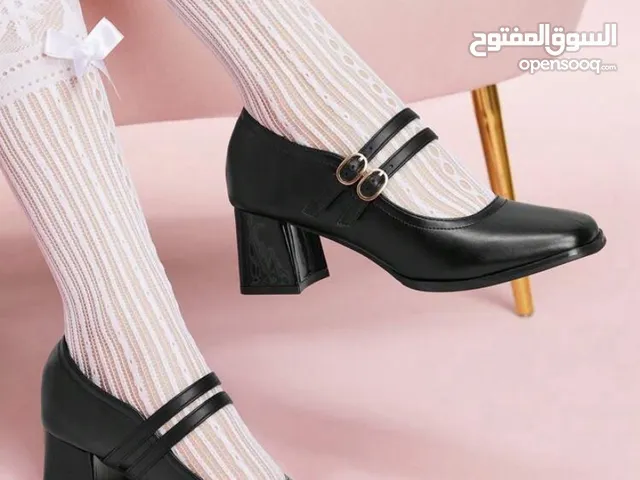 حذاء كعب اسود من شي ان قياس 43