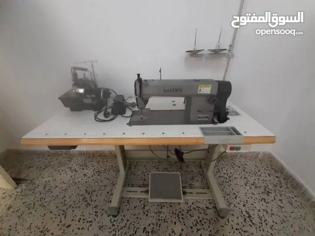 ماكينة خياطة مستعمل للبيع مع بعض 2200