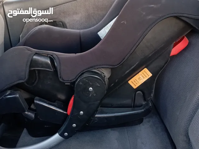 كوت سيارة للأطفال بحالة الوكالة
