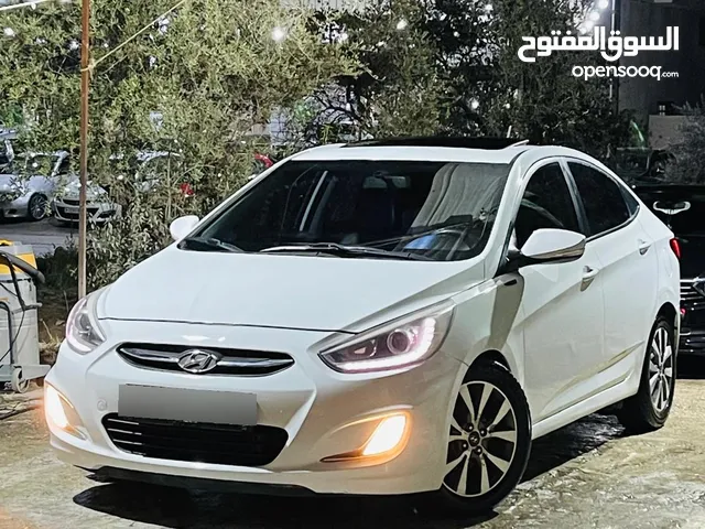 هونداي اكسنت ديزل ترخيص 2015