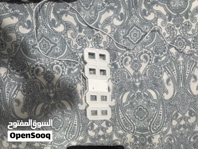 ساعه شكل او ديزاين لل بي سي و بليستيشن و فيه led light و السعر 23 درهم العين الصاروج