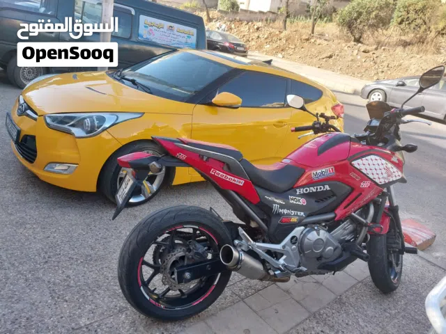 2012 هيونداي فوليستر GLS
