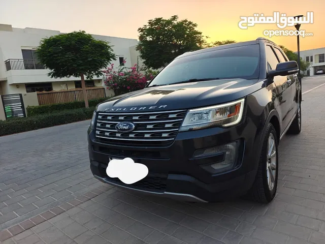 Limited Edition Ford Explorer 2017 Full history serviced at al tayer zero accident