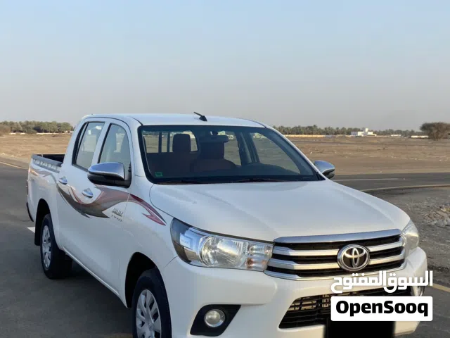 Used Toyota Hilux in Al Batinah