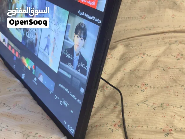شاشه تابلت وتتش 24 بوصه تقدر تشوف فيها كل شي وتستمع ب المسلسلات وغيره بجوده عاليه