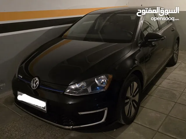 إي قولف ألماني ستاندرد بحالة ممتازة