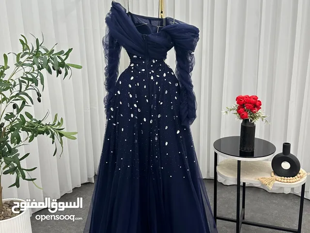 فساتين سهرة