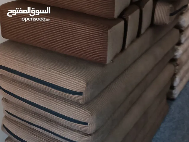 جلستين معيشة