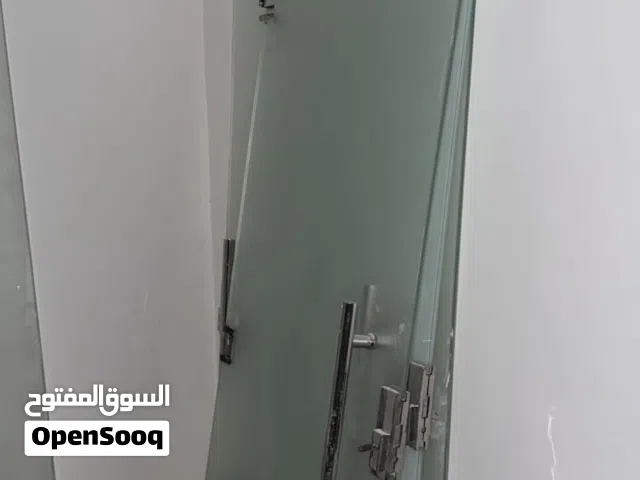 ابواب زجاج تصلح لمكتب او صالون