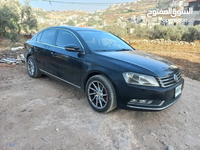 سيارة باسات 2011