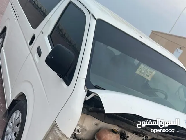 Toyota Hiace LUX in Muscat
