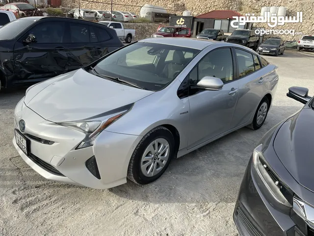 Used Toyota Prius in Zarqa