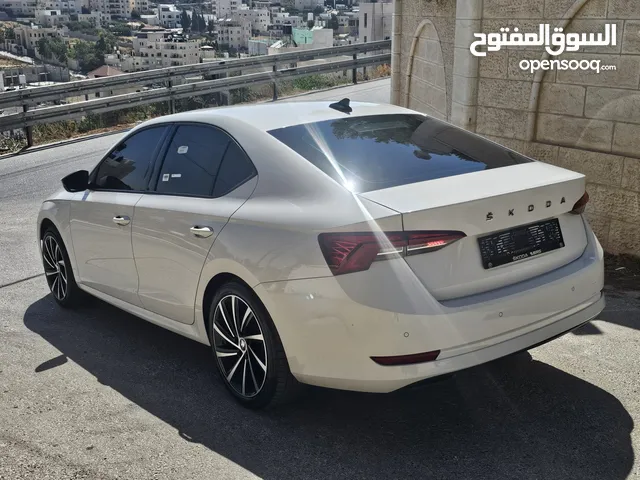 سكودا قصه. جديده. فلللللللللل بدون. فتخه. بسعرررررر. حرق حرق حرق. بويه. شركه